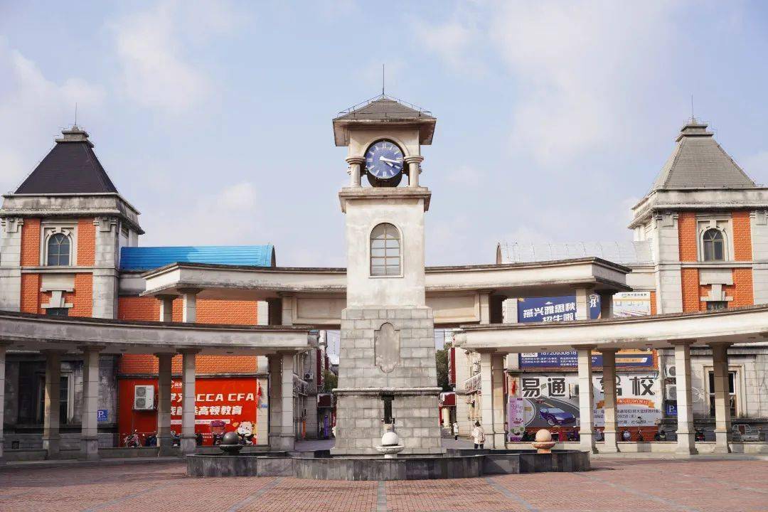 萌新攻略②| 前方到站,江西财经大学!_江财_广场_学子