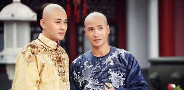 胤礽被废黜太子位后,被康熙圈禁,雍正上位后怎么对待自己二哥的?