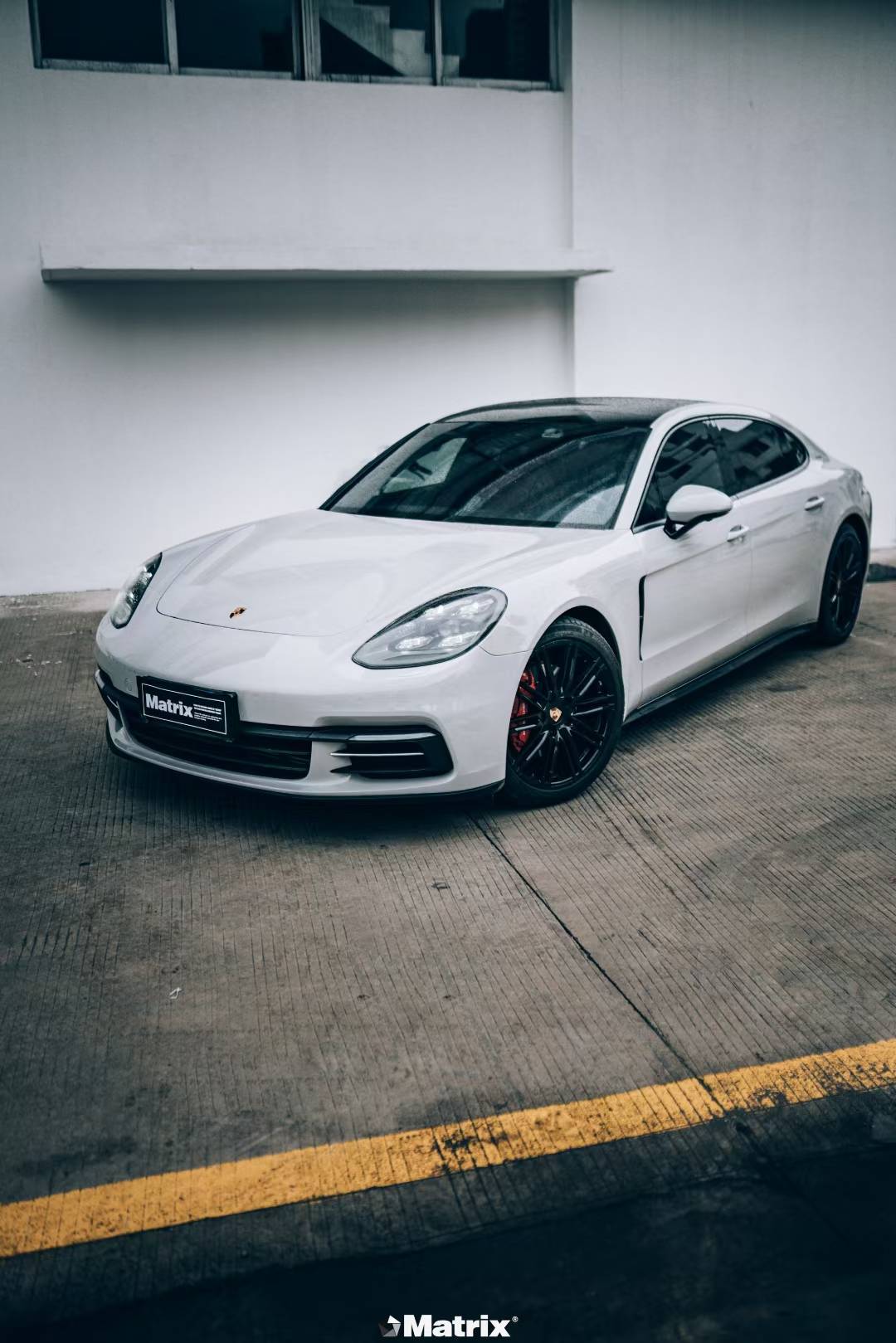 保时捷帕拉梅拉矩阵改色膜亚灰,低调又高级_搜狐汽车_搜狐网