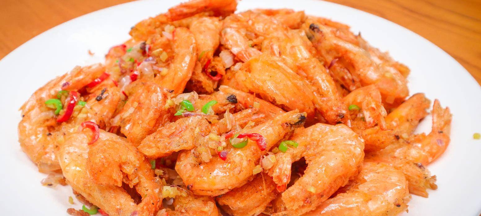 在家做出色泽鲜亮口感美味的椒盐大虾,你们就是少了这一步_细节_配料