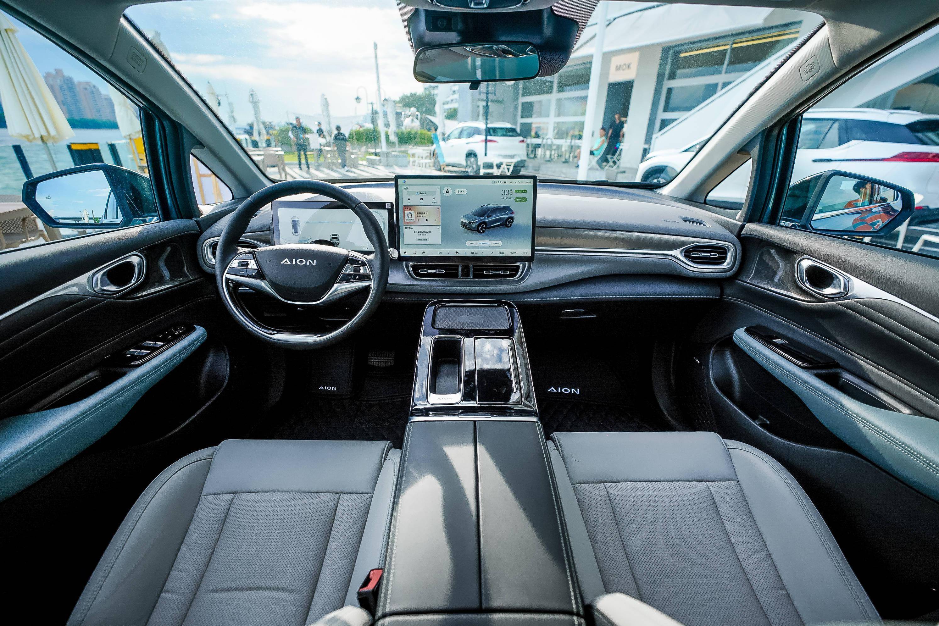 新增7座车型 实拍广汽埃安2023款aion v plus_搜狐汽车_搜狐网