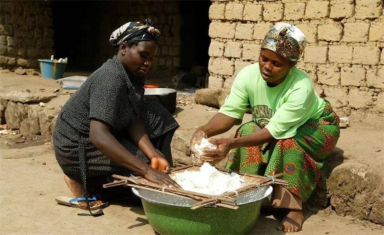 尼日利亚_东西_人们