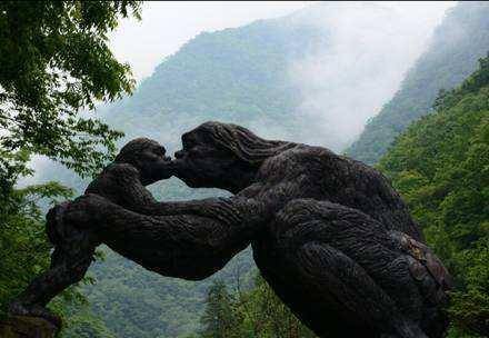 20年前,专家在神农架发现的"猴娃",真的是人猴杂交产下的吗_曾繁胜