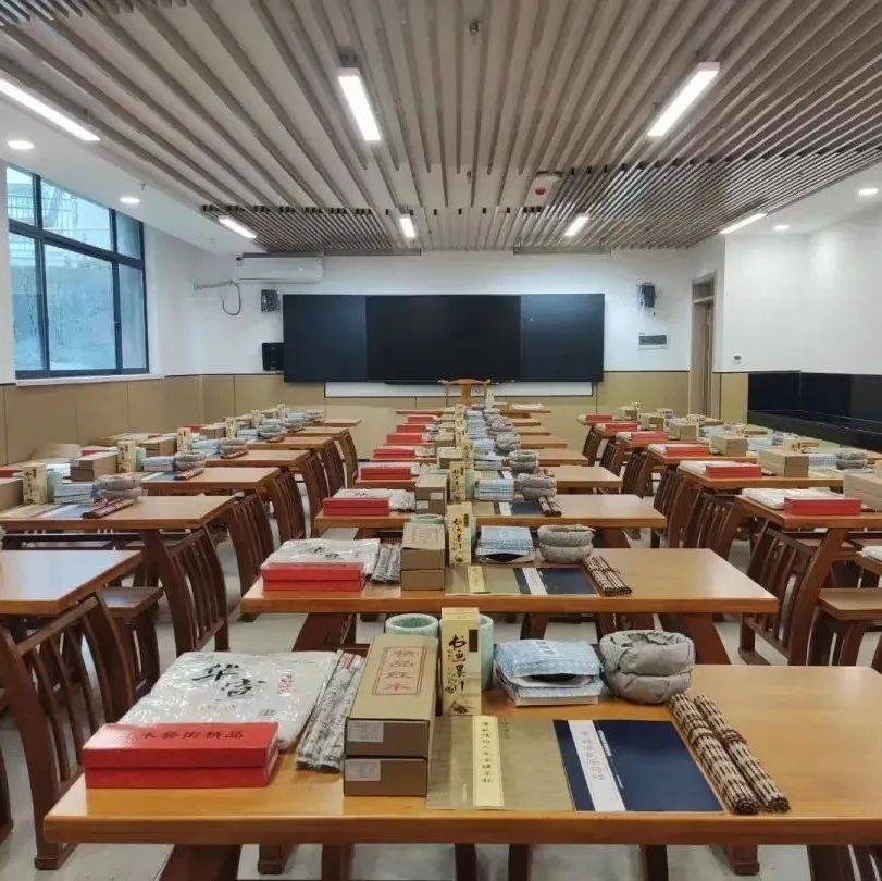 开学在即!西安一批新改扩建学校组团迎新_学位_中小学_新城区