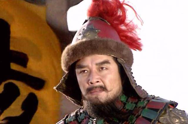 三国演义中,为何第一个登场的是大青蛇,而不是张角或者刘备?