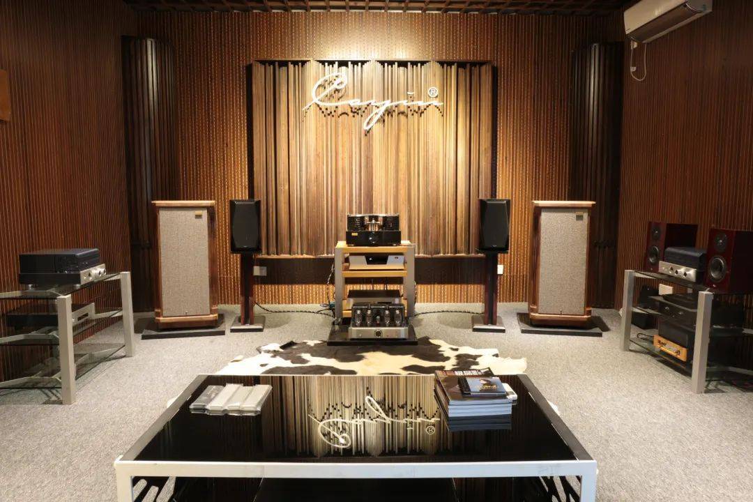 *如今的听音室1如今的cayin近30年的发展*cayin原产品陈列室*cayin原