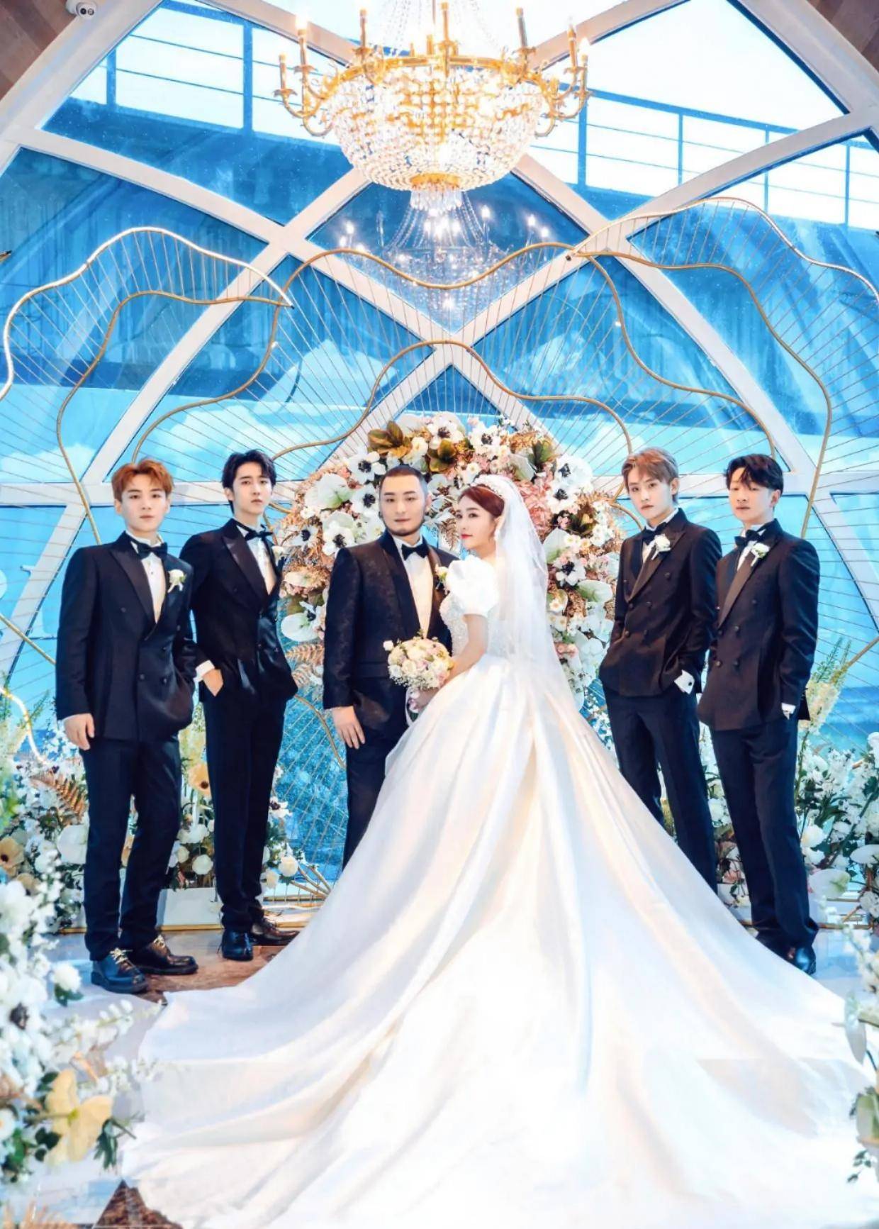 前爱豆转行再就业,娱乐圈不好混啊_陈语嫣_节目_素人恋