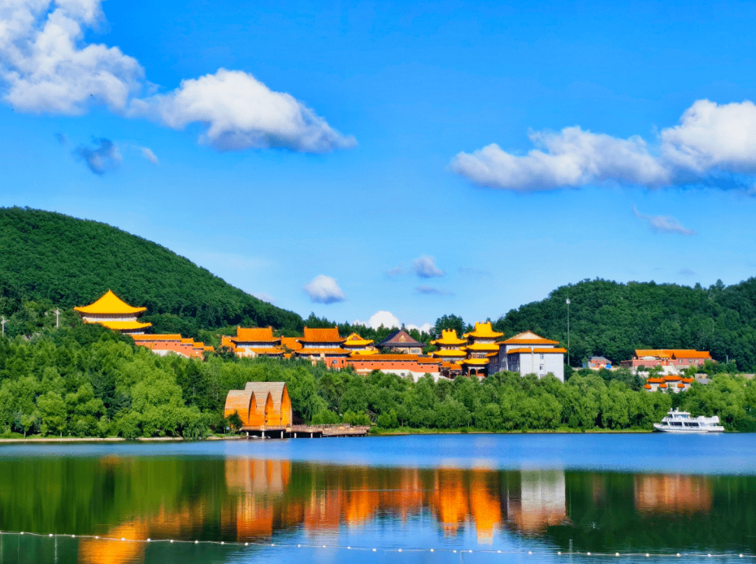 敦化六鼎山文化旅游区,老白山原始生态风景区面向全州游客实行门票