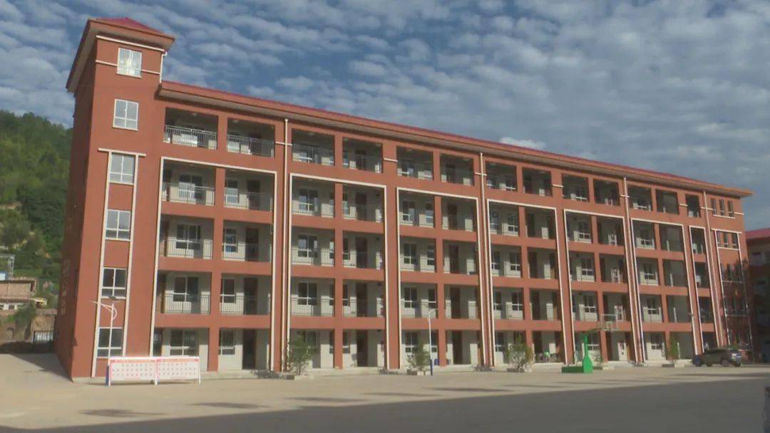 延安市安塞区第二初级中学简介_团队_庞爱_有为