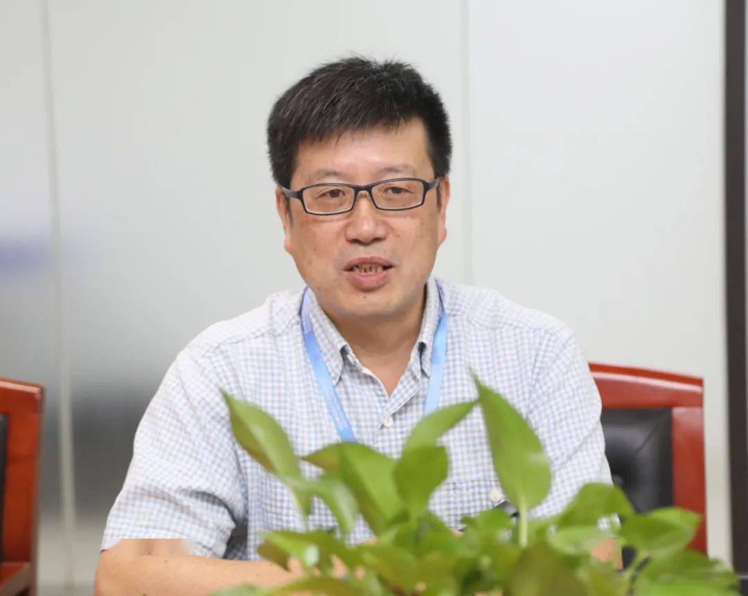 王亚农对考察团到来表示欢迎,对邹平市为山东龙辰药业建设,发展提供的