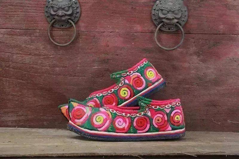 七彩斑斓 云中霓裳 | 指尖上的文化传承_羌族_图案_头帕