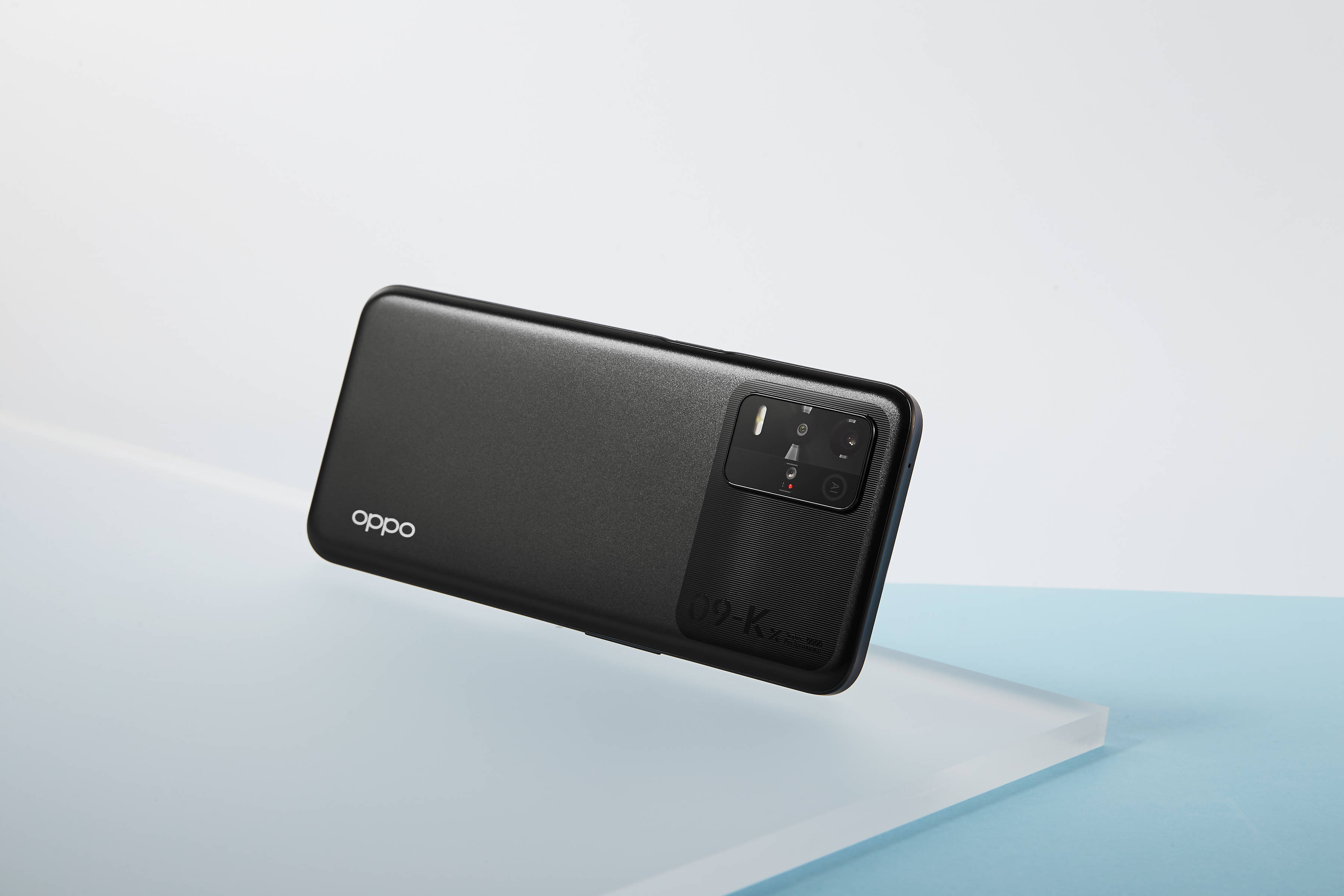 oppo也有性价比,天玑芯片 lcd护眼屏 64mp三摄,仅899元_元机_该机