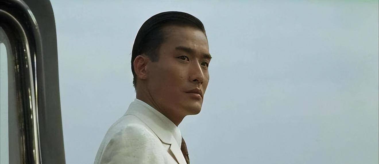 「品味经典」"千面影帝"梁家辉 最真实的一面留给了自己_电影_中国