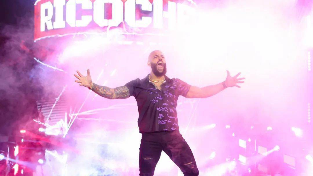前wwe洲际冠军李科学(ricochet)令人震惊地重返nxt,并在nxt全球撞击
