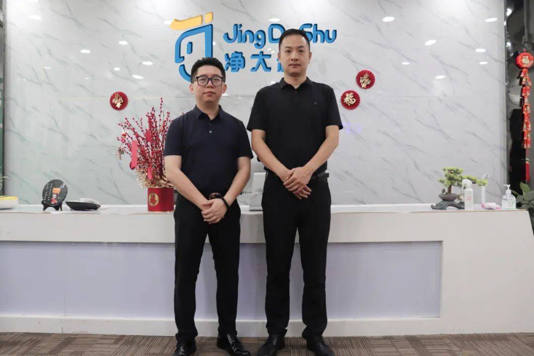 荣誉于一身的李文东李文东,广州市小雨嘀嗒大数据技术有限公司创始人