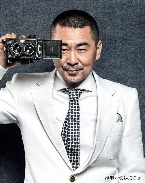 52岁陈建斌为娇妻庆生!