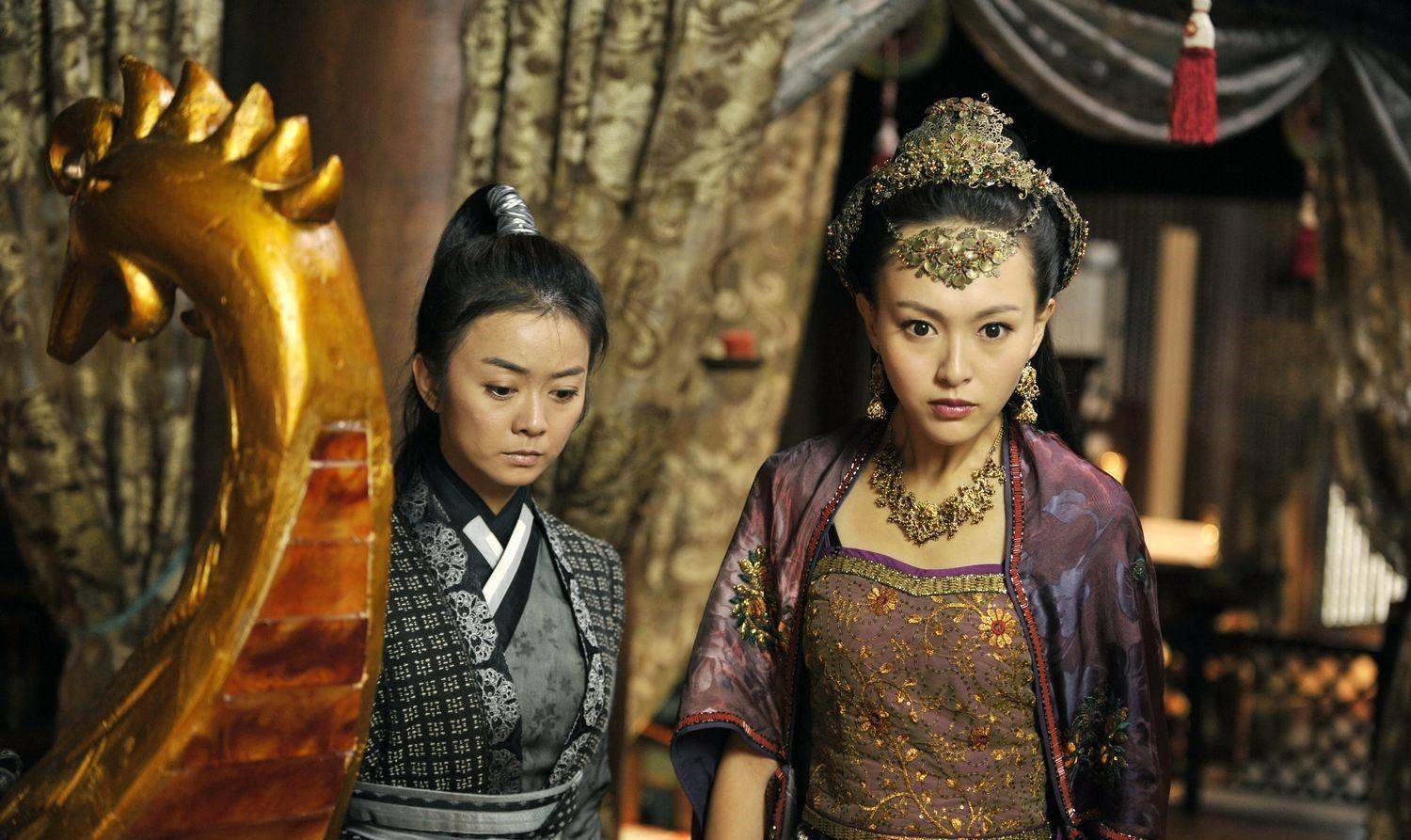 杨林的女儿杨玉儿,甚至多次冒险救她,还因此得罪了自己的父亲宇文化及