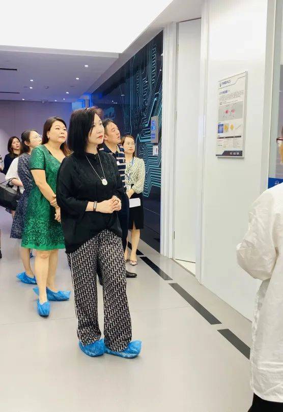 淘美科技携国际大品牌佐登妮丝参观考察木林森!_美容_生产_产品