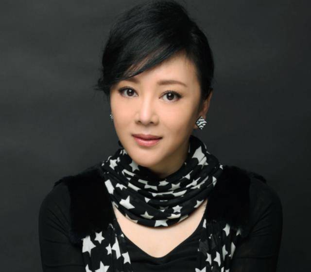 梁丽:一场走出家门的婚姻,前夫去世,单身15年难觅情人_梁立_骗子_时候