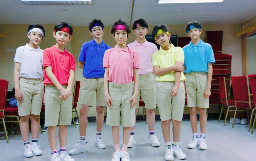 二代tf多名成员受影响,"三代"全军覆没,回去完成九年义务教育_时代