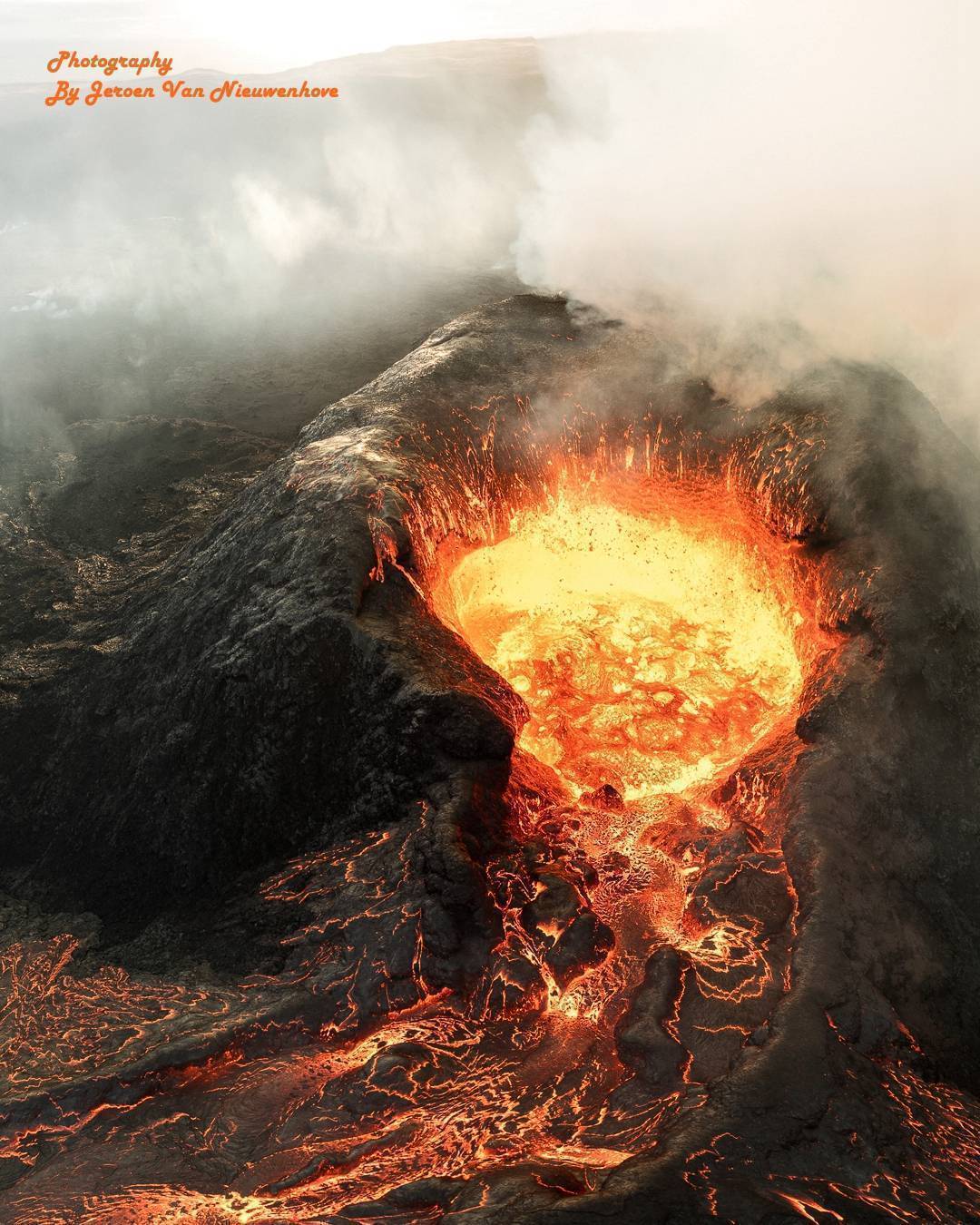 火山爆发的三部分图片图片