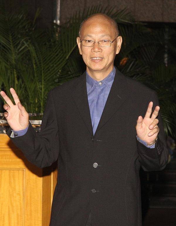 罗家英谈周星驰,他是一位天才,拍戏不用剧本都是现场发挥_时间_观众