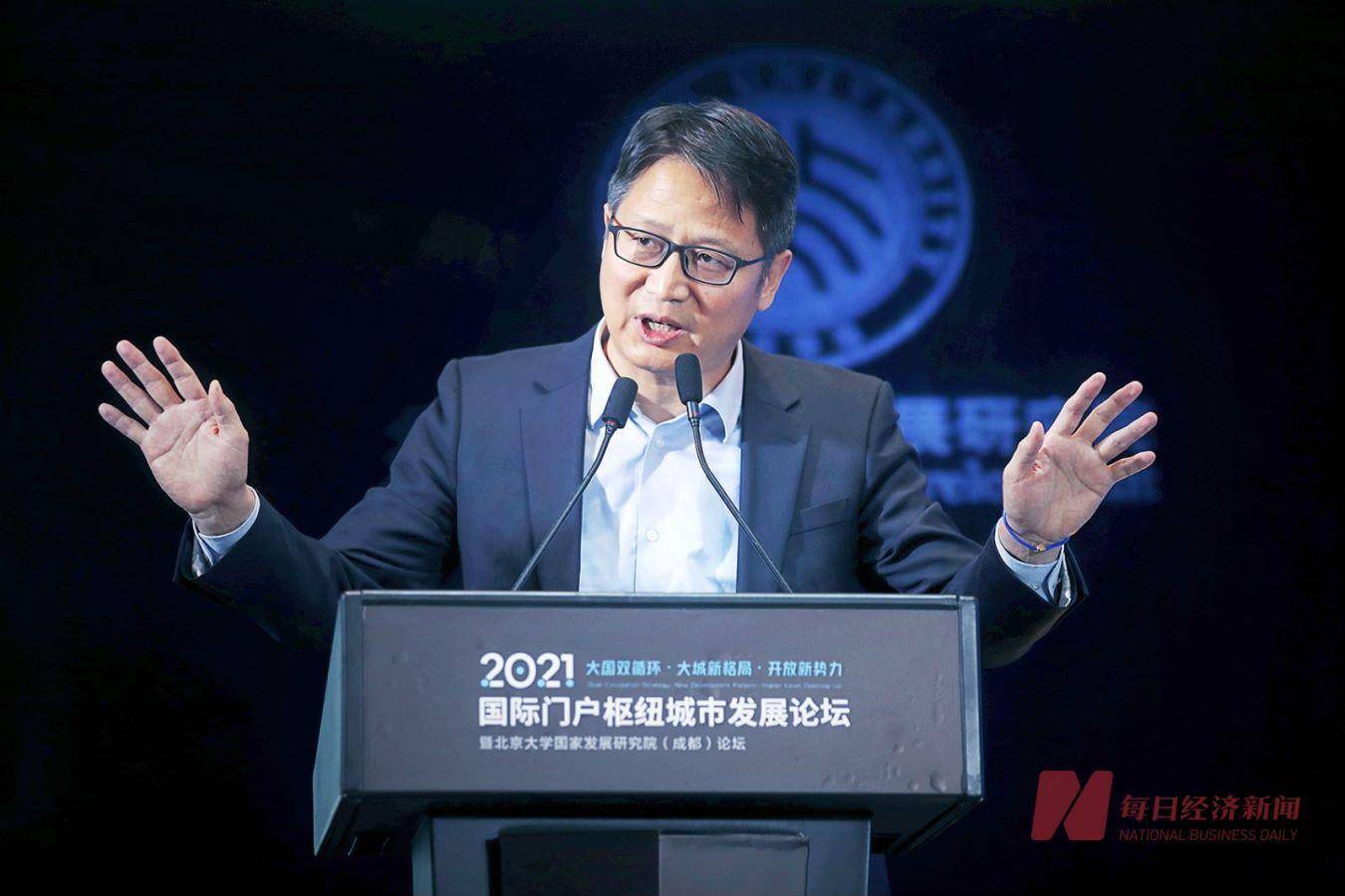 战疫一线专访京东方科技集团副总裁秦向东把生产进度条抢出来我们与