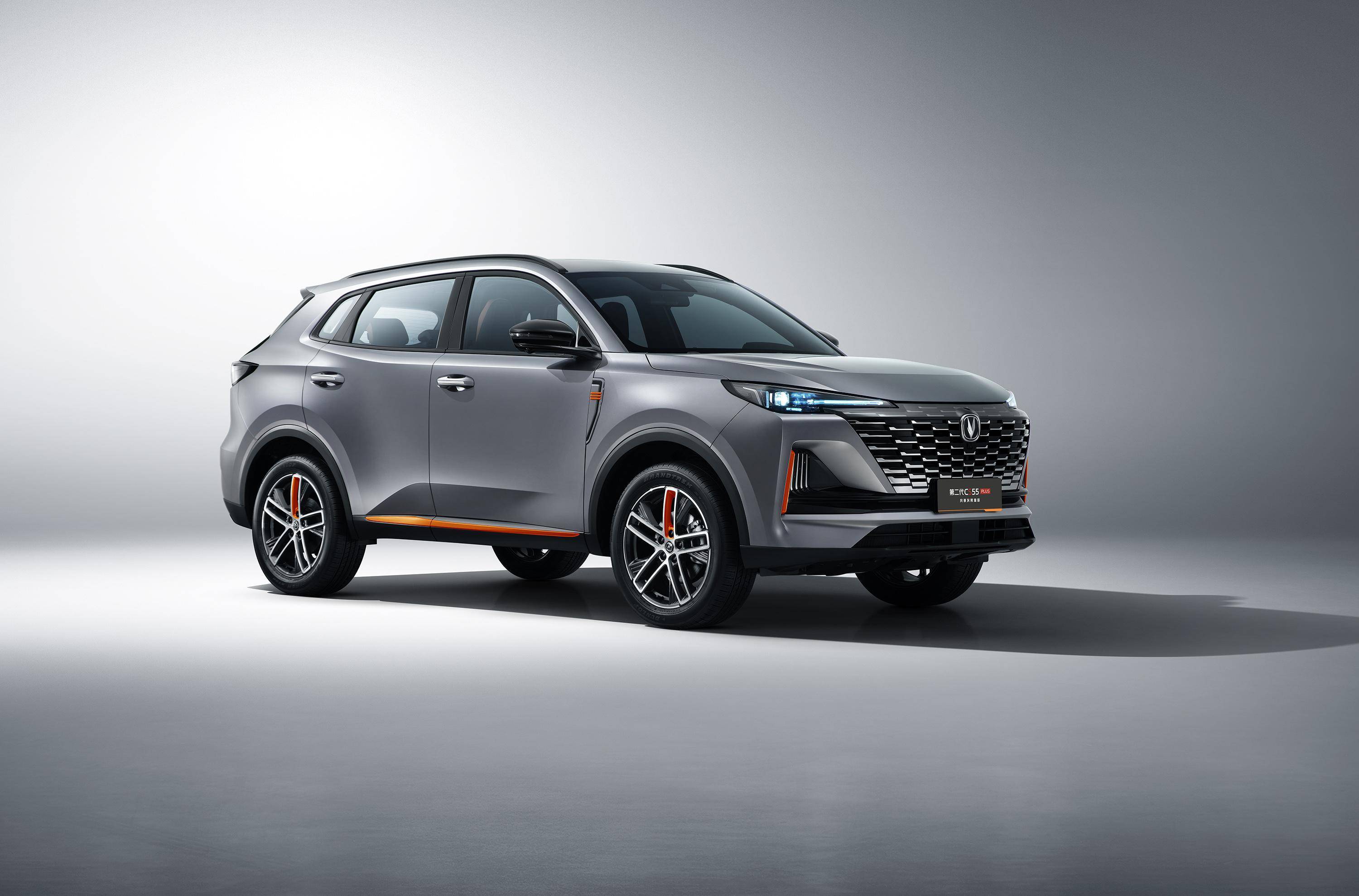 潮流设计 数字藏品 第二代cs55plus风暴灰限量版为年轻而来_搜狐汽车