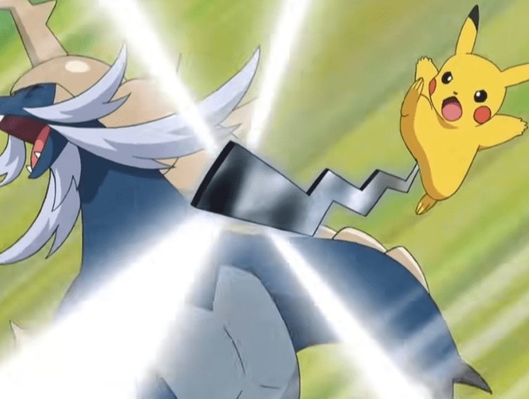 大剑鬼也确实凭借着属性上的优势打败了炒炒猪,之后小智派出皮卡丘,在