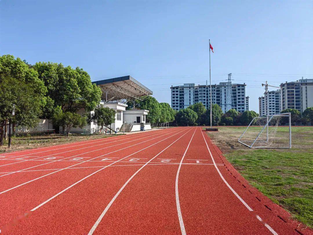 富阳区鹿山中学图片