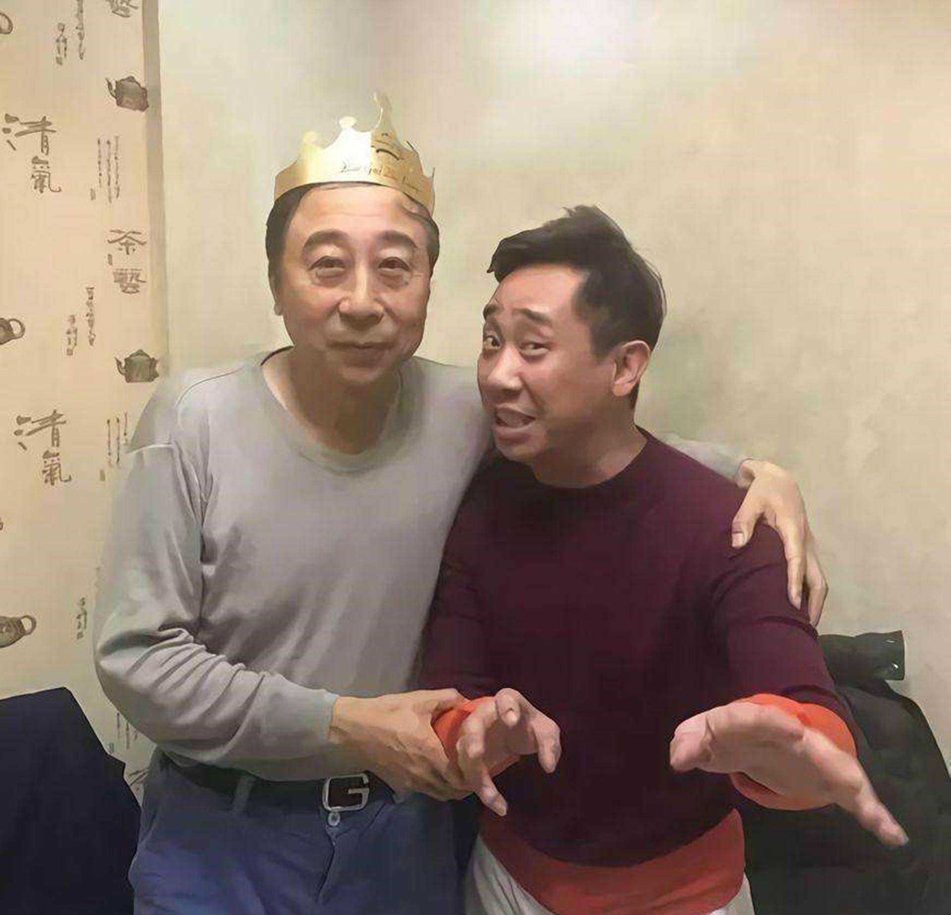 都是冯巩的徒弟,一起登上春晚,为何白凯南和贾玲差距越来越大_喜剧