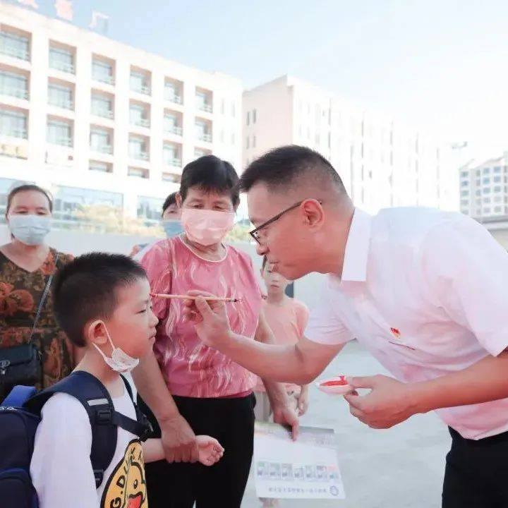 【教师风采】省春蚕奖获得者——莲都区碧湖小学 沈武君 教育 教学 发展