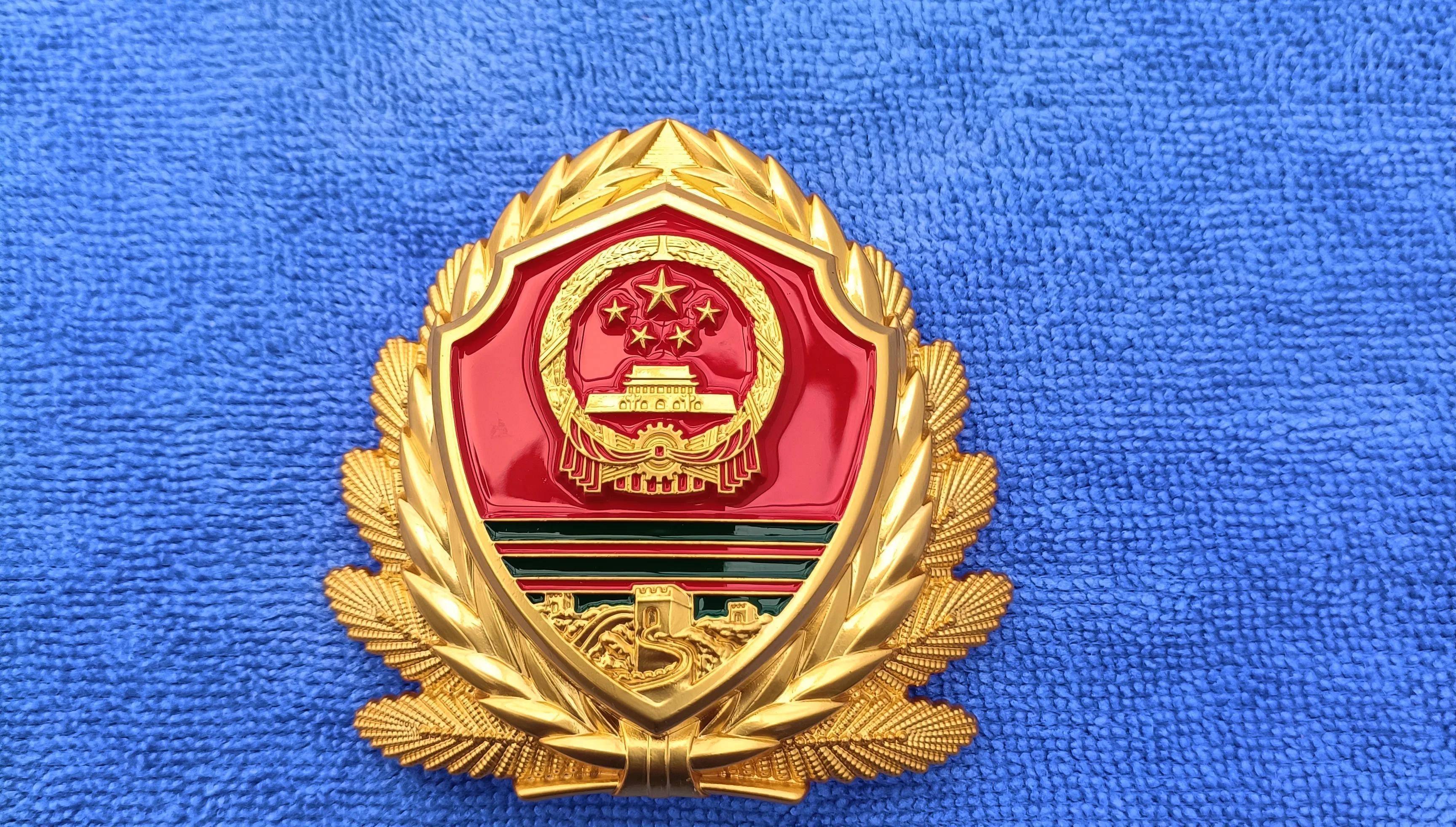 武警部队帽徽图片