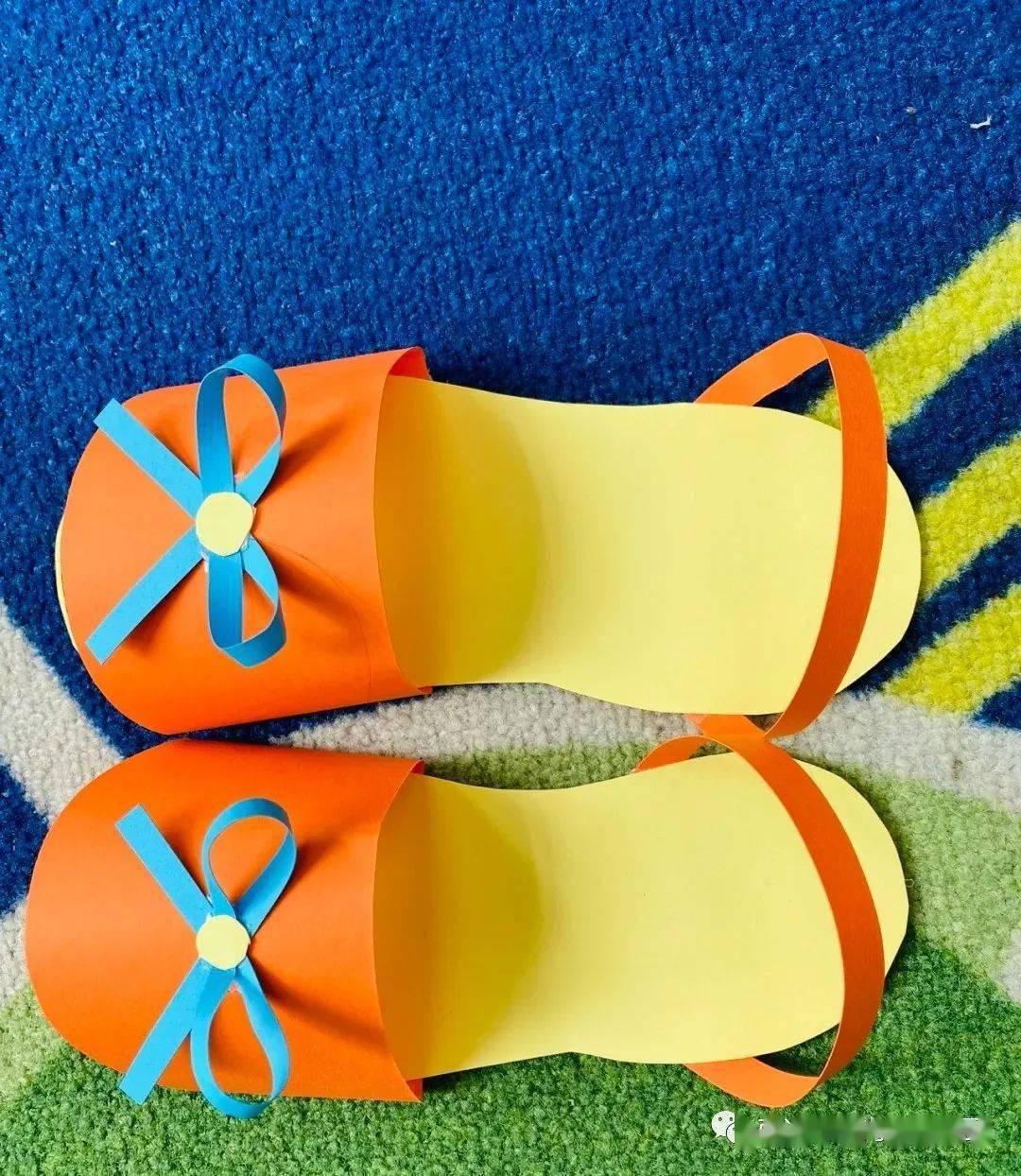 为自己设计漂亮的衣服鞋子,并利用废旧材料制作了出来,设计师和小裁缝