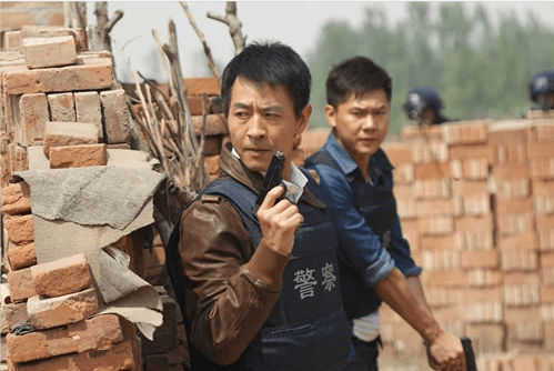 《点金者》定档,李诚儒郭晓峰主演,犯罪刑侦剧,老派质感_电视剧_祝子