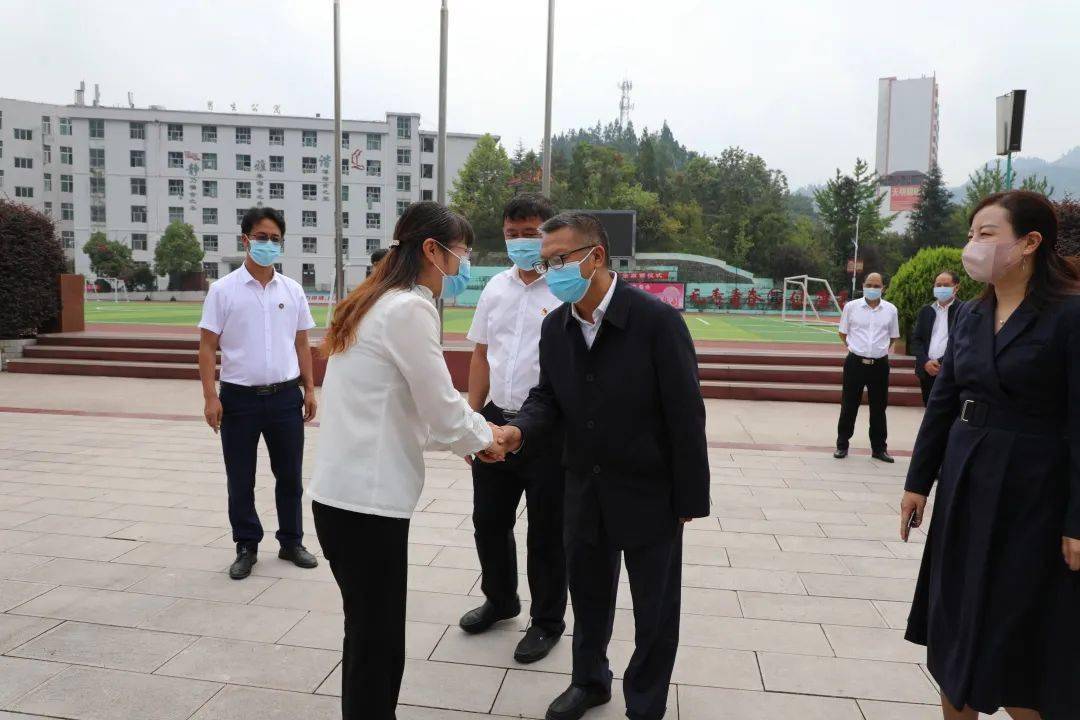 盘州市政府办,盘州市教育局,盘州市双凤镇,盘州市第一中学主要领导