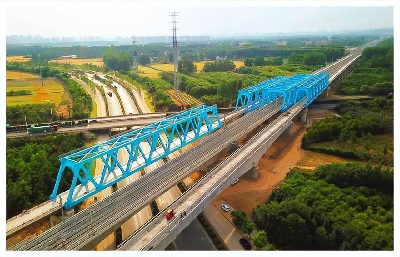 荆州只要修建一条联络线 就可以连通荆州到岳阳了_铁路_荆岳_建设