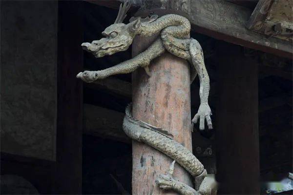 中国现存最早的木雕盘龙，仅此一例！_建筑_装饰_形象