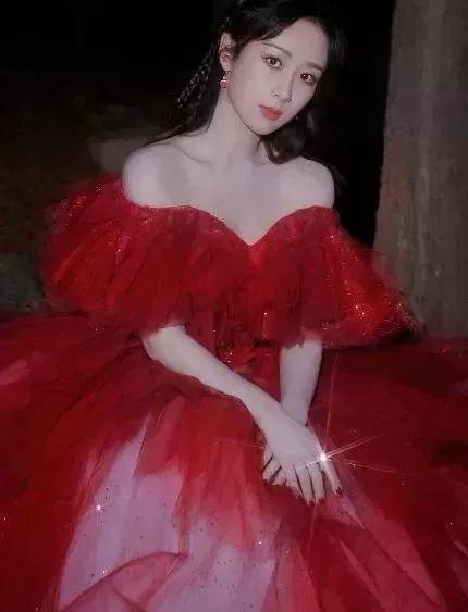 九大女星穿红色礼服_写真_照片_赵丽颖