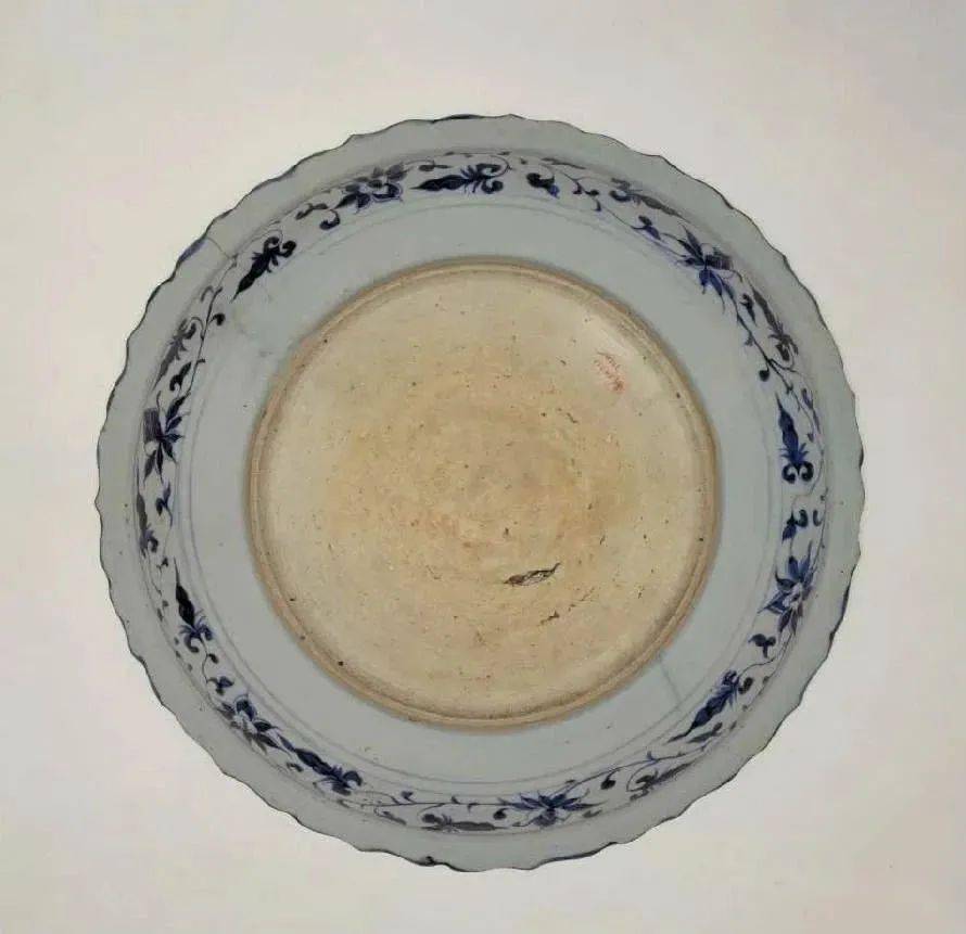 千万别踩雷:元青花瓷底足辨识要点!_瓷器_信息_元代