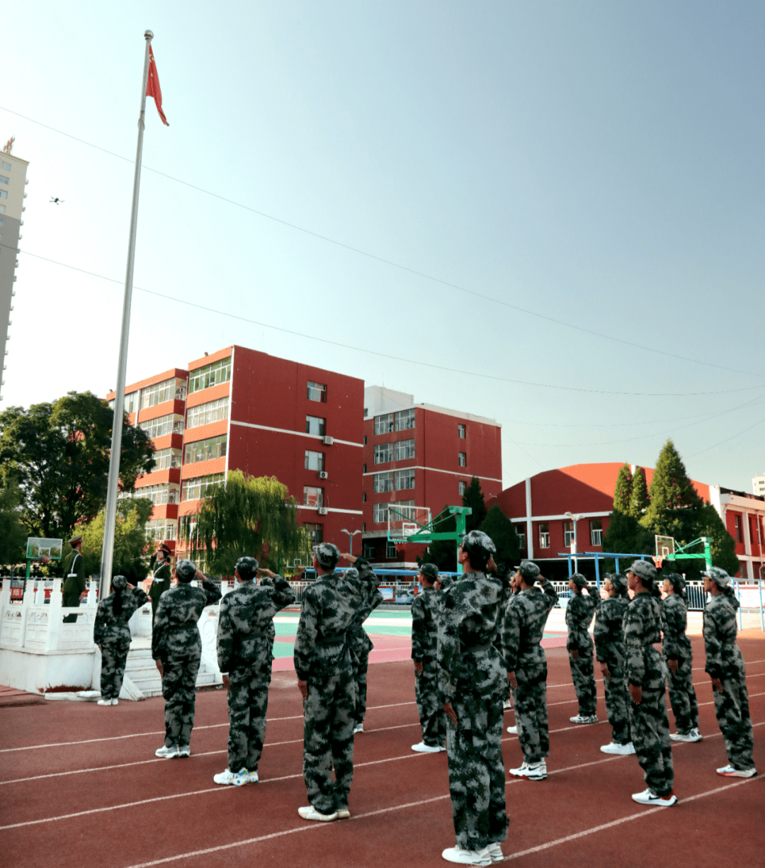 吕梁市贺昌中学图片