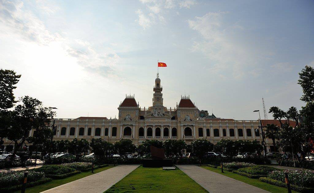 越南第一大城市，曾被誉为“东方小巴黎”，地位相当于中国的上海
