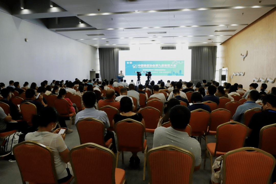 论坛风采 | 第九届兽医大会——猪场腹泻病防控与检测专题论坛成功举办