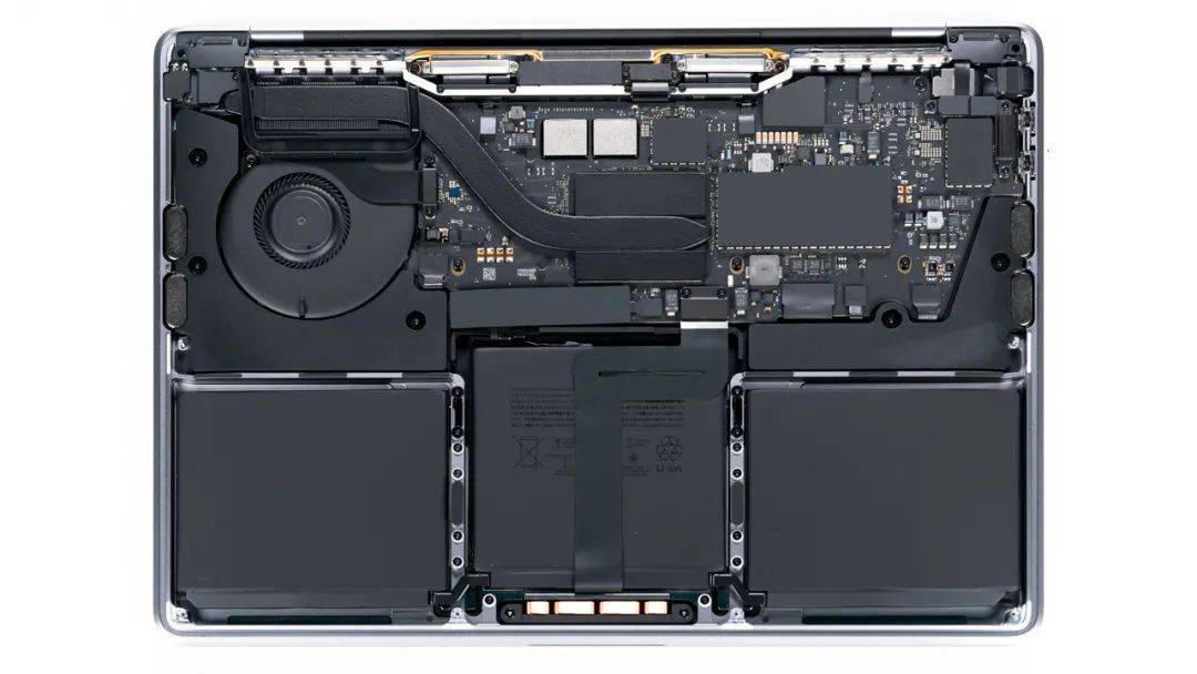 在测了十几款笔记本后发现,macbook pro13的续航能力强到有些夸张