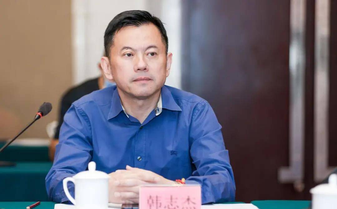 腾讯在线视频副总裁韩志杰表示:"虽然《扫黑风暴》是一部致敬之作,但