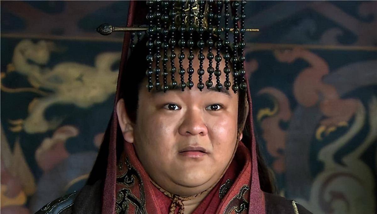 刘禅投降后写下3字,司马昭放弃杀他,百官不解,司马昭:倒着读_诸葛亮