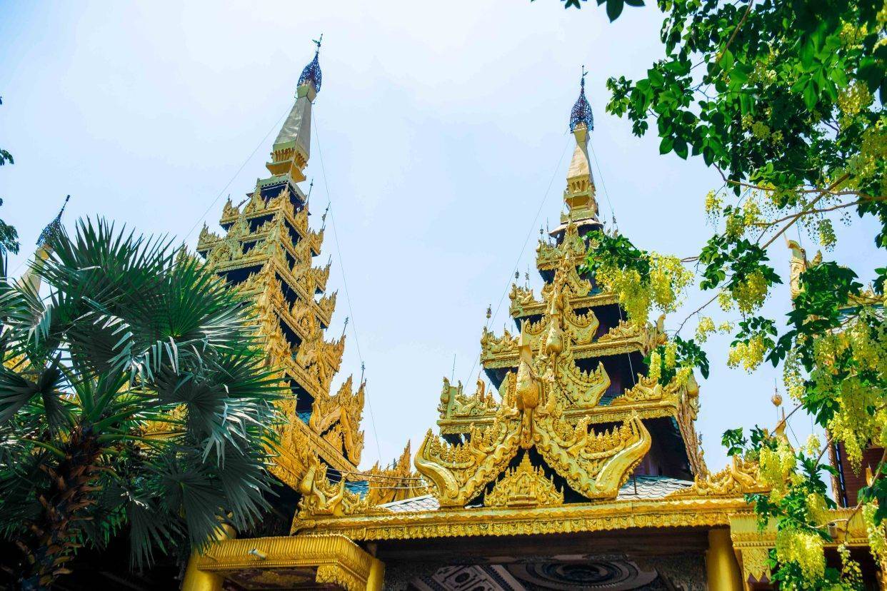 去缅甸必去的豪华寺庙：瑞光大金塔，历史悠久，被誉为艺术瑰宝