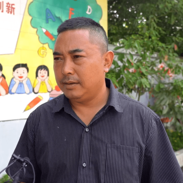 新民乡中心小学校长 毛建当地震真真切切的发生的时候同学们在心理上