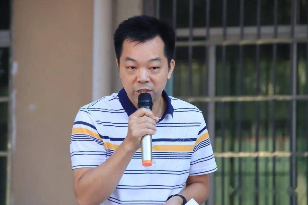 大埔西河中学举行张文胜奖教奖学金颁奖典礼_获奖_全体师生_先生