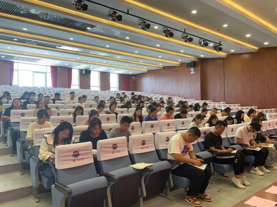 青蓝结对 薪火相传|平阴县育才学校青蓝工程拜师仪式_师徒_师父_成长